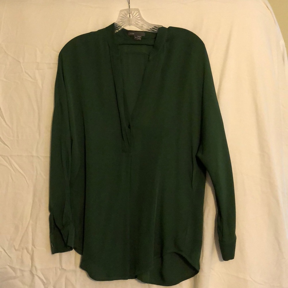 Gorgeous green Vince top size s